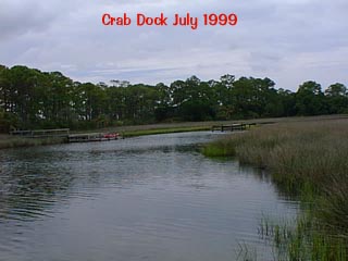 crabdock.JPG (14898 bytes)